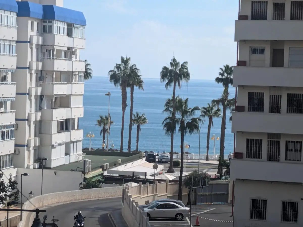 Middle Floor Apartment for sale in Benalmadena Costa — photo 1