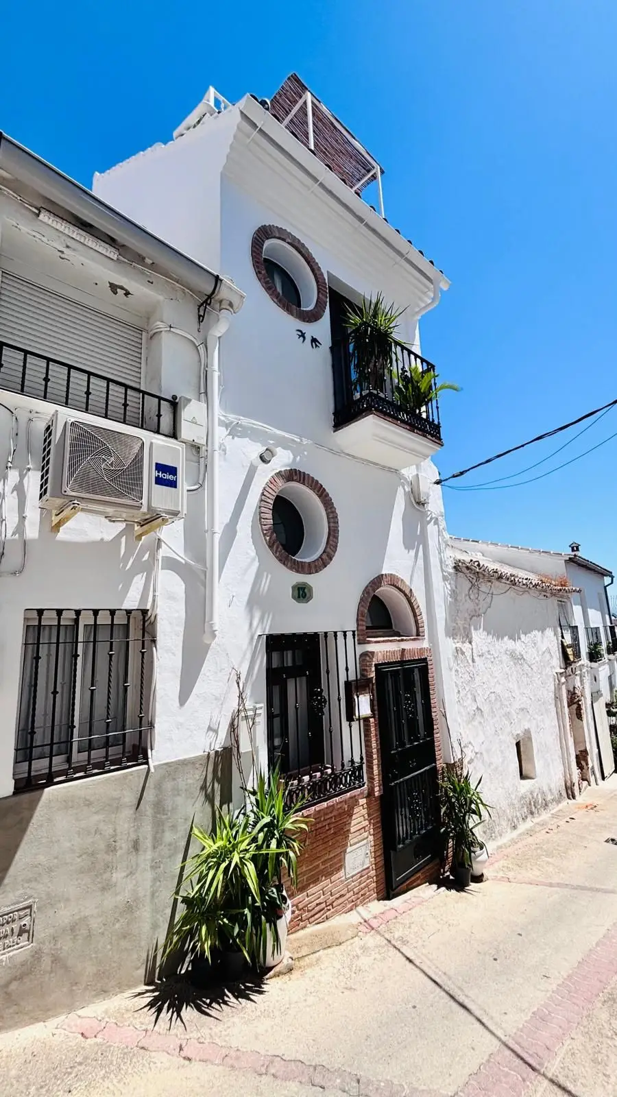 Townhouse for sale in Gaucín — photo 1