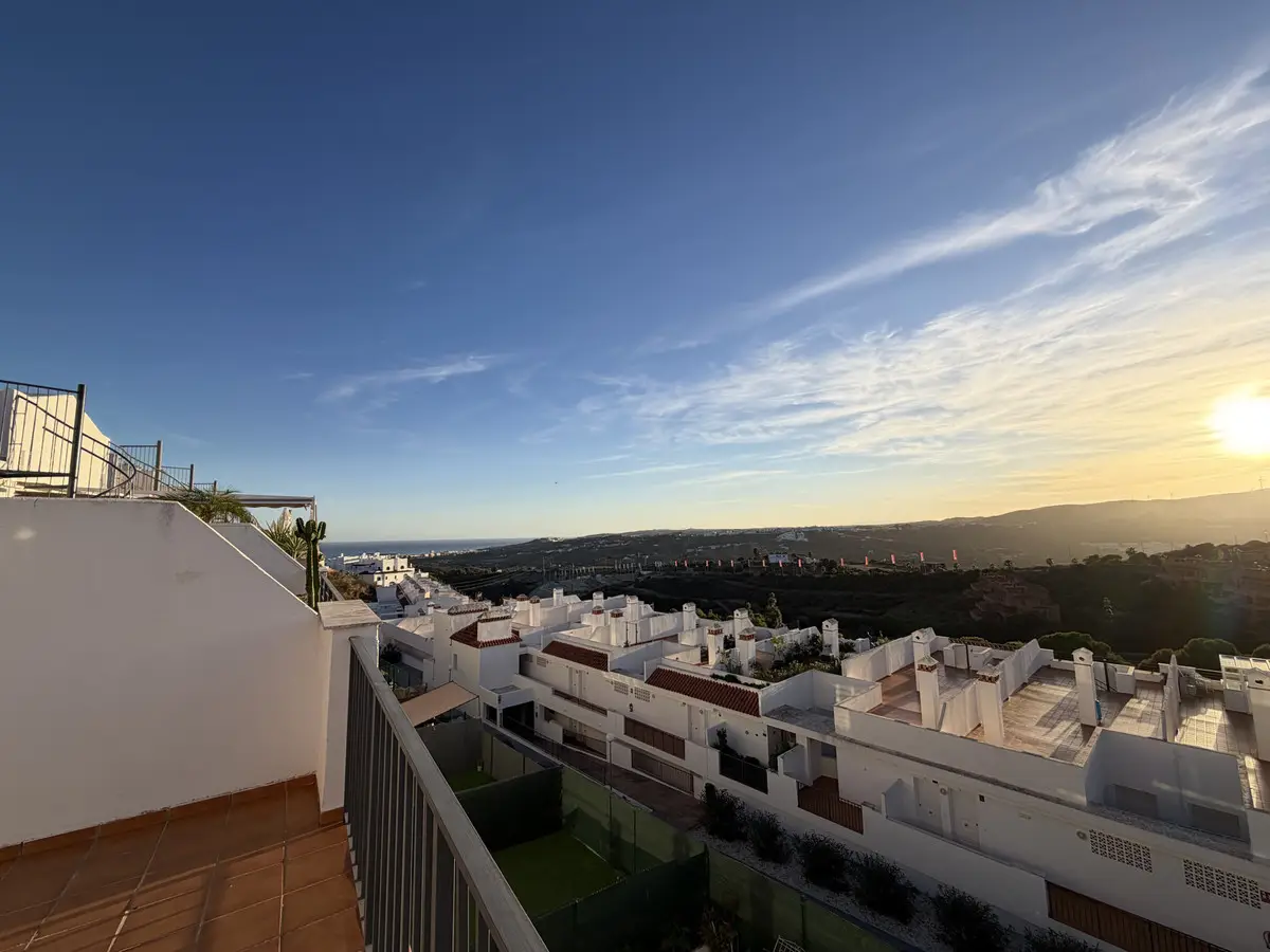 Penthouse for sale in Doña Julia — photo 1