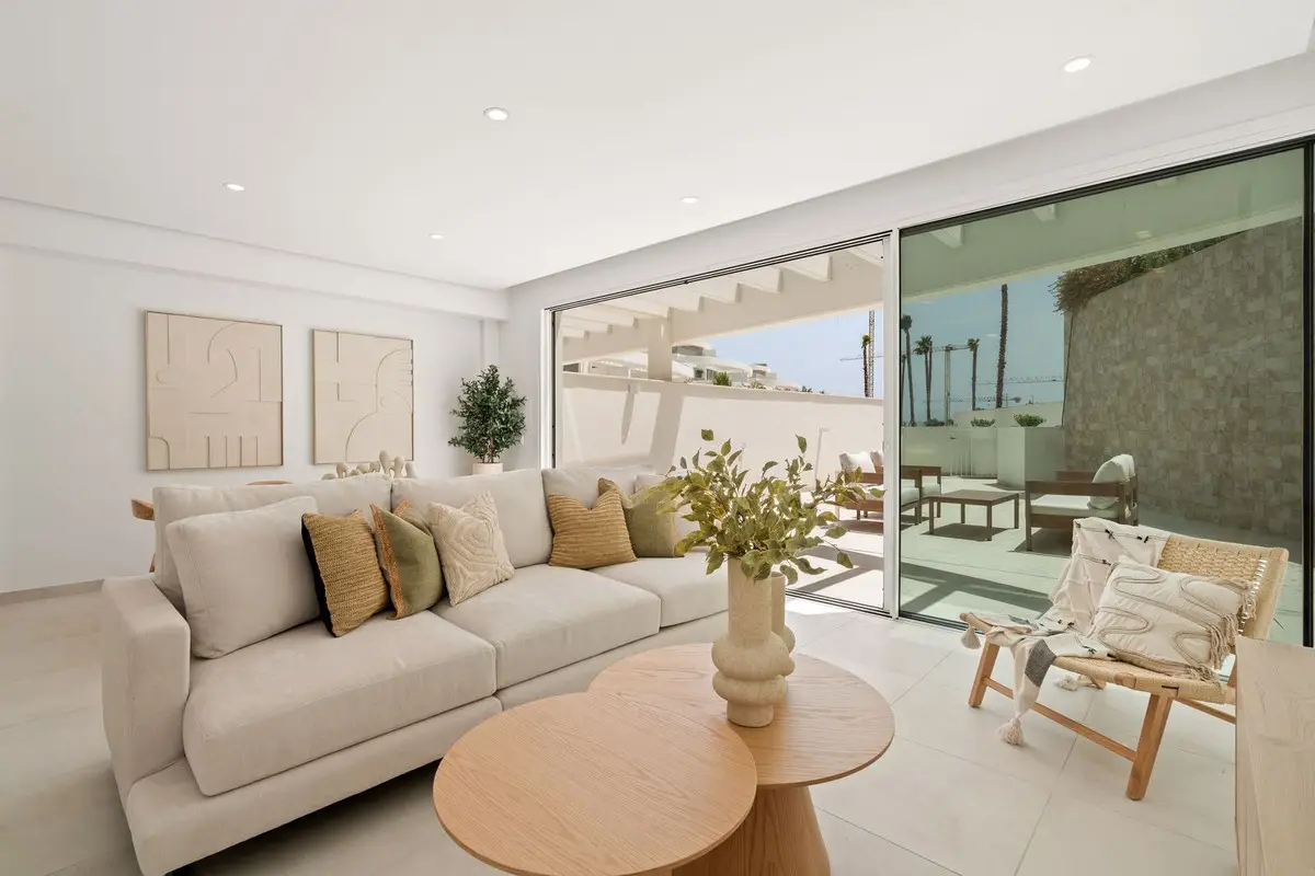 Ground Floor Apartment for sale in La Cala de Mijas — photo 1