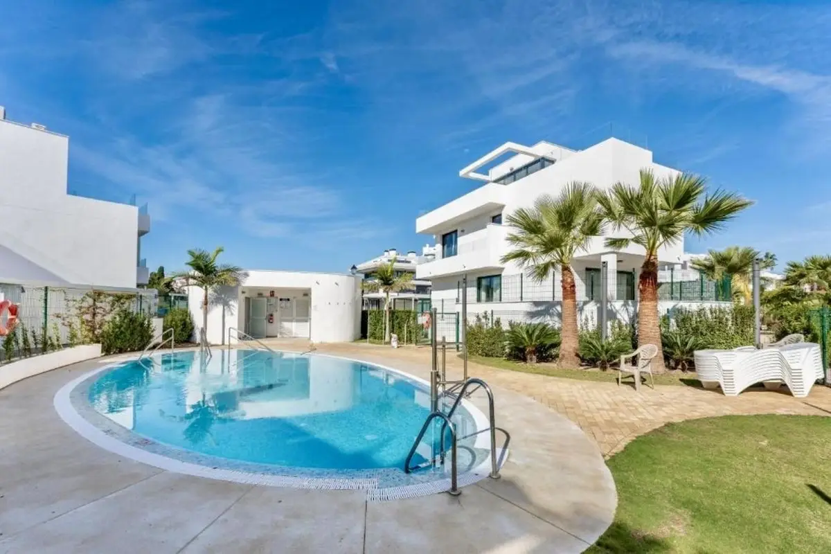 Townhouse for sale in Fuengirola — photo 1