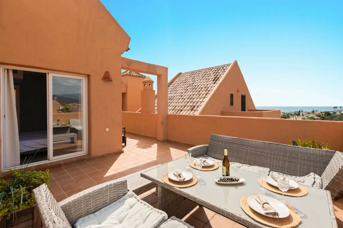 Penthouse Duplex for sale in Elviria — photo 1