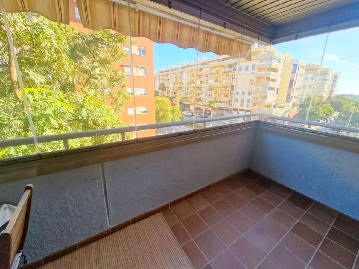 Middle Floor Apartment for sale in Málaga — photo 1