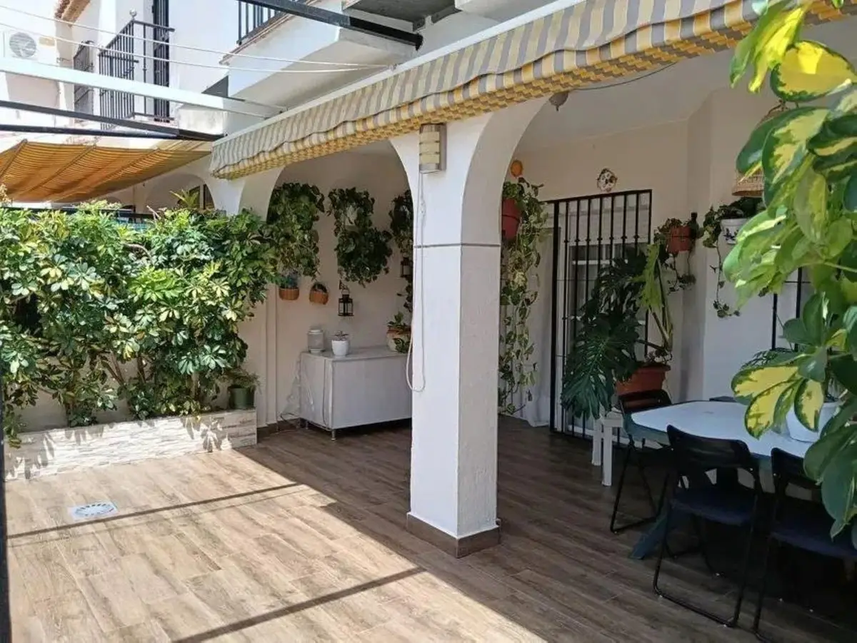 Townhouse for sale in El Pinillo — photo 1