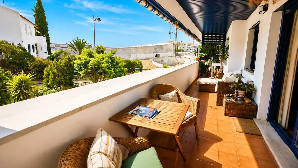 Ground Floor Apartment for sale in Estepona — photo 1