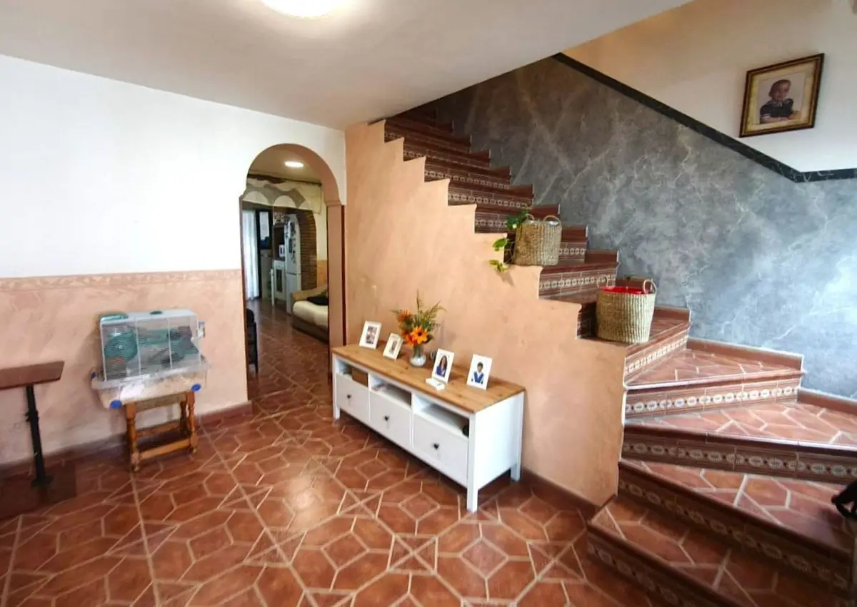 Top Floor Apartment for sale in Estepona — photo 1