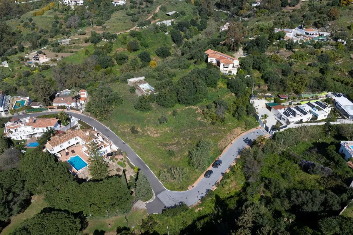 Residential Plot for sale in Mijas — photo 1