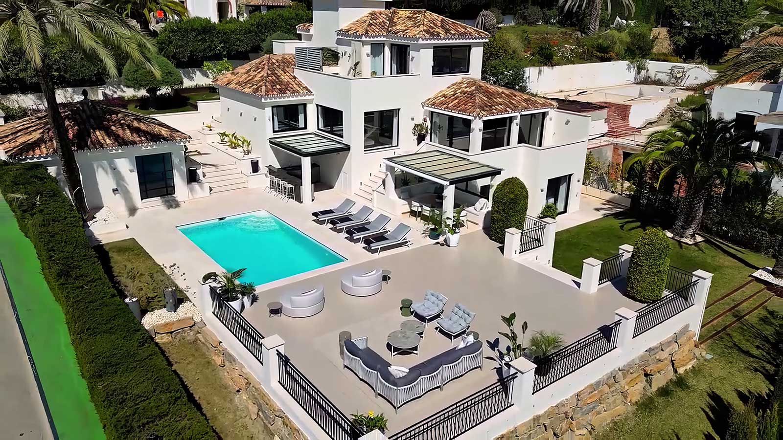 Villa Seraphina – Luxusvilla mit Panoramablick im Los Naranjos Hill Club, Marbella
