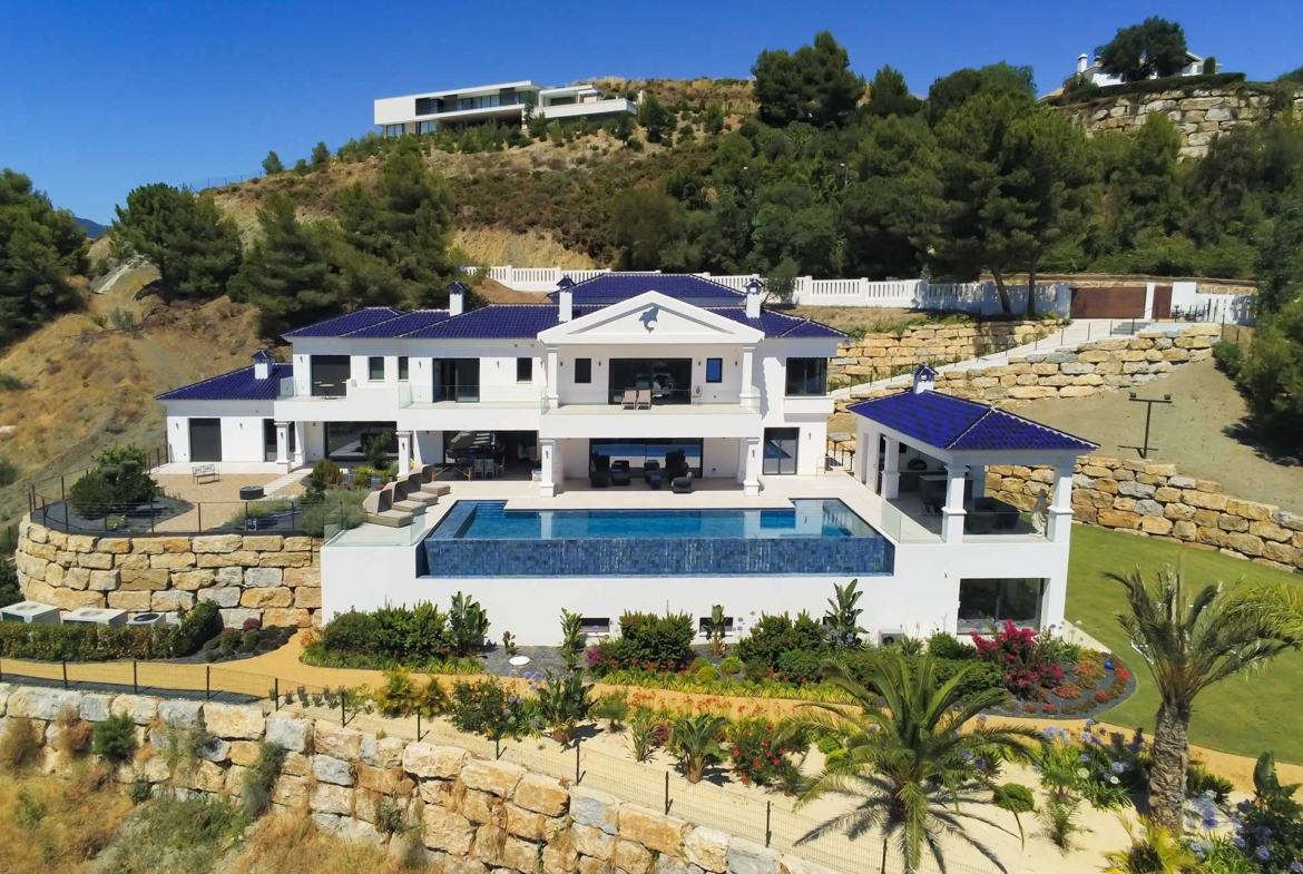 Villa for sale in marbella club golf resort