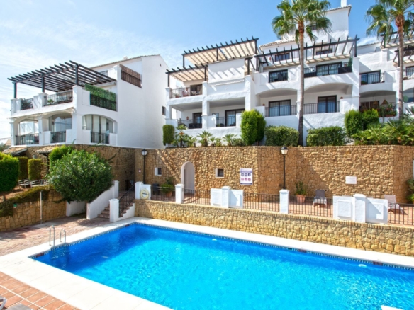 Townhouse for sale in Altos de los Monteros