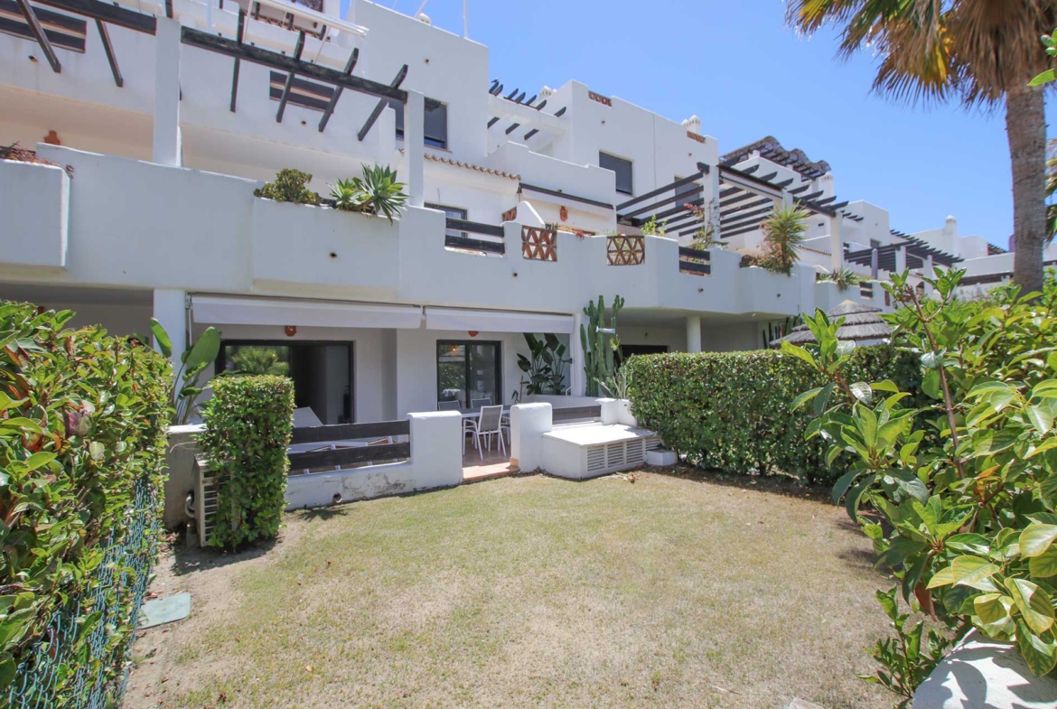 Apartment for sale in Estepona