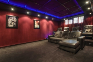 Cinema of villa for sale in Sierra Blanca