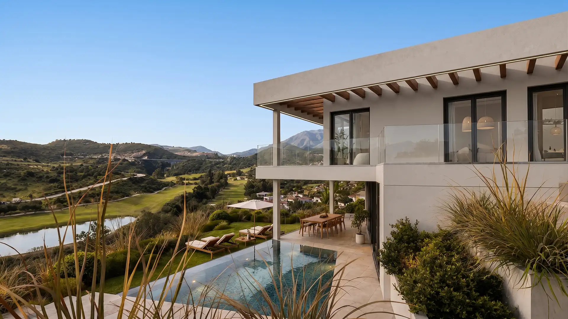 Regia Valle Romano villa with infinity pool overlooking the golf course and mountains, Estepona